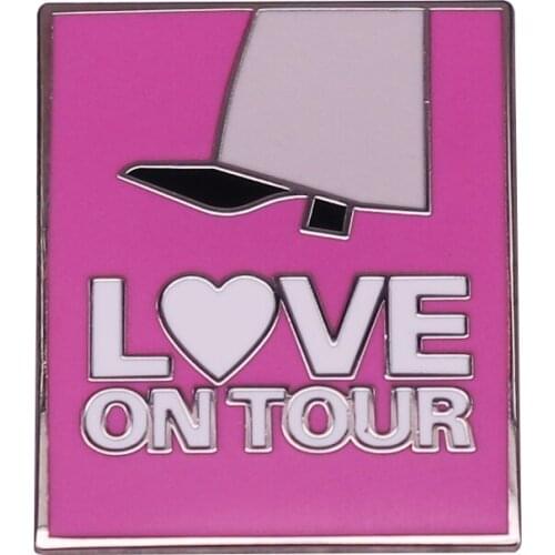 HS Love On Tour Fine Line Pink Enamel Pin Brooches Bag Lapel Pins Cartoon Badge Backpack Decoration Jewelry Gift Accessories