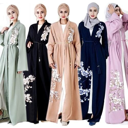 2021 New Embroidered Cardigan Dubai Long Dress Muslim Robe Abaya for Women Islamic Clothing Muslim Luxury Clothes Ladies Abayas