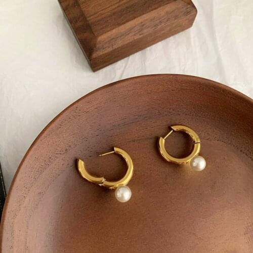 AOMU 2021 New Korea Vintage Simple Imitation Pearl Round Ball Circle Metal Stud Earrings For Women Girls Fashion Jewelry Gifts