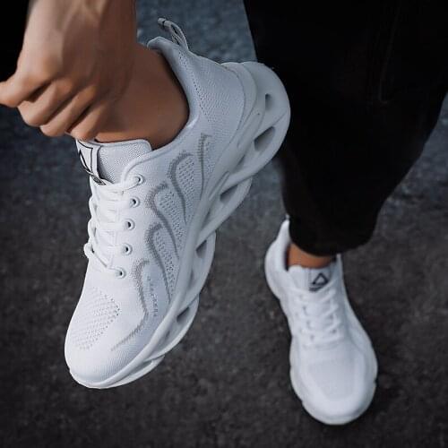 Sale sneakers Casual black casuales unisex male 2020 shoes solid zapatos comfort spring hot summer fashion Light Mens mens s de