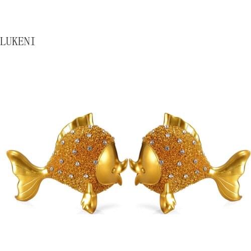 EUROPEAN RESIN CRAFTS GOLDFISH DECORATION HOTEL BEDROOM LIVING ROOM DECORATION DECORATION WINE CABINET SEPARATE DECORATION