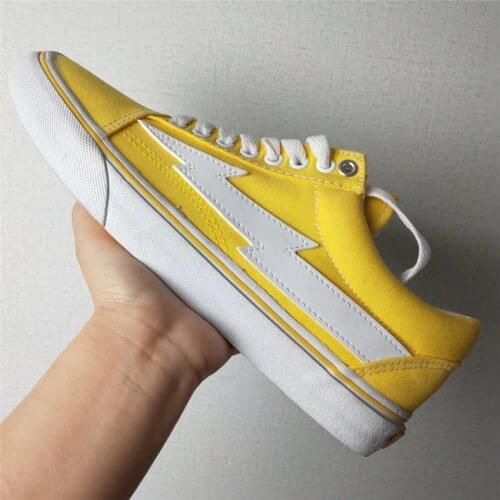 Classic Fashion Top quality Revenge Brand Vulcanized Canvas Shoes Lightning Skateboard Shoes Men women Strom Skateboard Sneakers