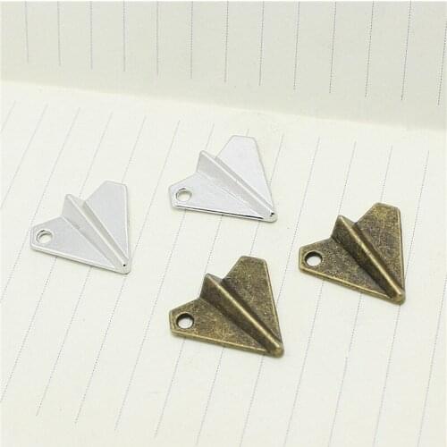 Sweet Bell 50pcs/lot 17*18mm Two Colors Vintage Metal Zinc Alloy Mini Aircraft Pendant Charms For Jewelry Makings Charms D1083