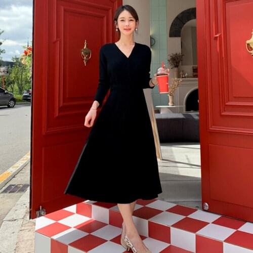 2021 New Autumn Korean Knitted Women Long Pleated Dress Female Full Sleeve Single-Breasted A-Line Elegant Ladies Vestidos