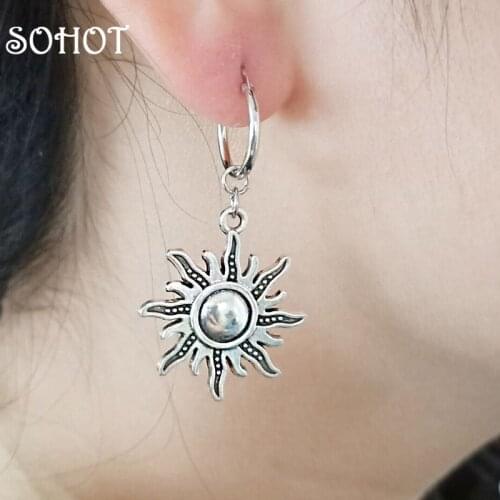 SOHOT Cute Alloy Retro Sun Flowers Pendant Women Drop Earrings Chic Silver Color For Female Christmas Day Jewelry Brincos
