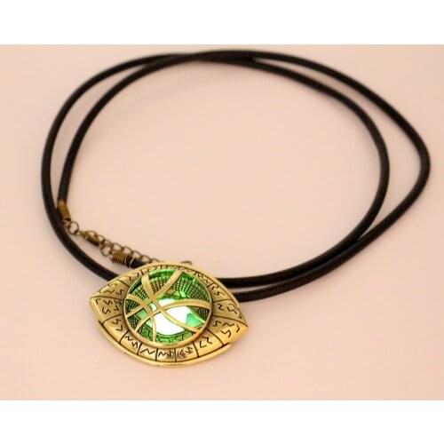 10pcs Medium Dr. Strange Eye of Agamotto Necklace Nightlight Pendant Leather Cord Necklace Men Halloween Cosplay Costume Jewelry