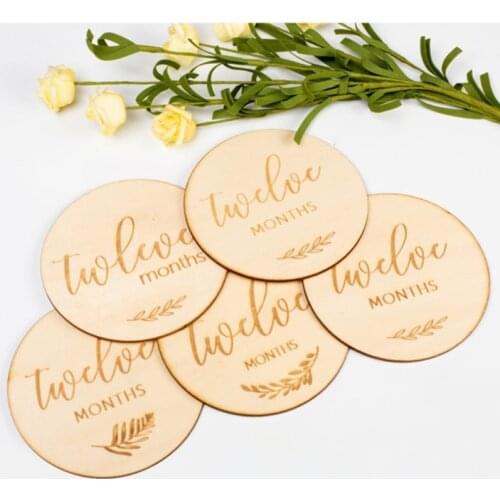 12 Pcs Baby Milestone Cards Wooden Commemorate Baby Birth Monthly Recording Disc T3LA