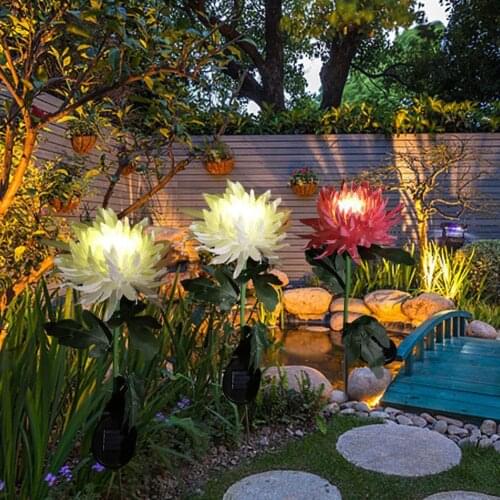 2pcs LED Spot Light Garden Path Landscape Lights LED Solar Light Simulation Chrysanthemum Lawn Stake Lamps Garden Decoration