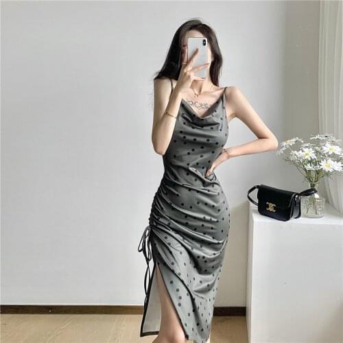Real Shot 2021 Summer New Retro Sexy Womens Slim Sling Holiday Wave Point Dress