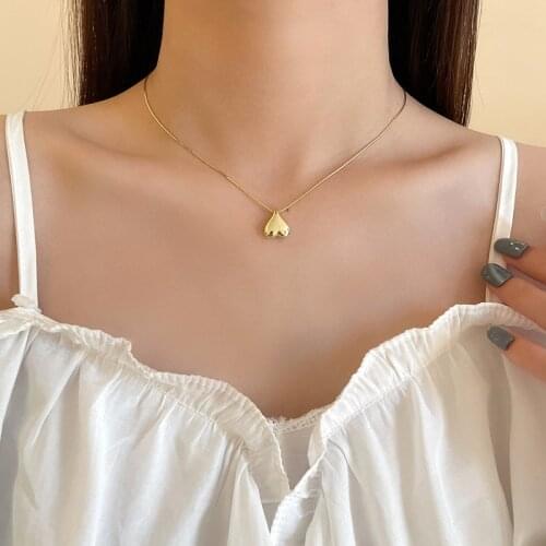 Nanny Classic Heart Pendant Necklace Alloy Chain Short Chain Elegant Jewelry Love Necklace For Women Fashion Gift Wholesale