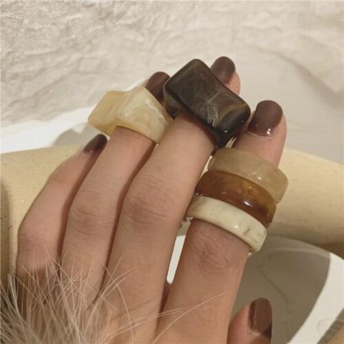 FFLACELL 2021 Resin Cold Wind Acrylic Amber Beige Ring for Women Party Jewelry
