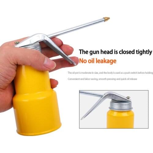 Oil Filling Equipment High Pressure Pump Oiler Lubrication Oil Can Plastic Machine Oil Pot Extended Hose Car Repair Tool