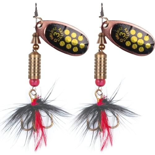 1pcs Spinners Sequin spoon Fishing Lures Wobblers Jig Artificial Metal baits 7.5cm 7.8g With Feather Hooks Carp Fishing Pesca