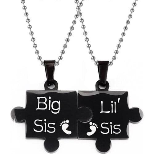2pcs/Sets Big Sis Lil Sis Words Footprint Puzzle Necklaces Pendant for Woman Sister Friends Anniversary Gift