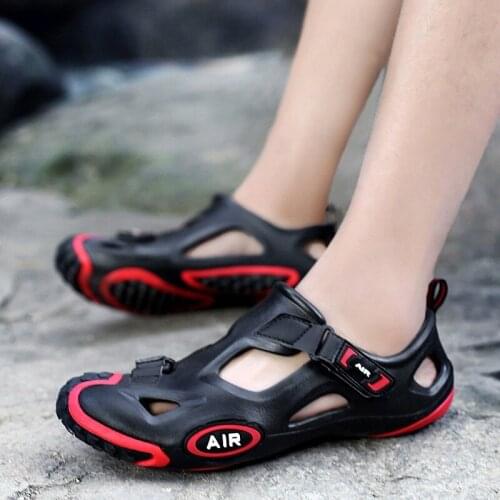 New 2021 Men Beach Sandals Trend EVA Upper Breathable Outdoor Men Summer Footwear