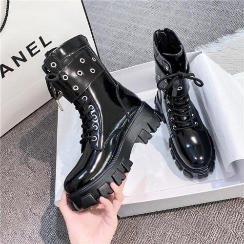 Thick soled female boots womens Boots Fashionable black locomotive middle short boots large size womens boots