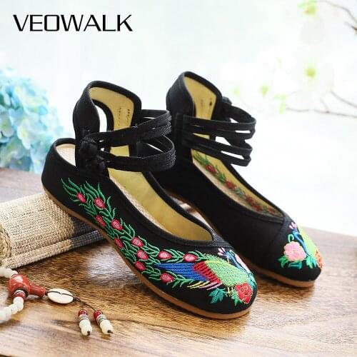 Veowalk Peacock Embroidered Woman Casual Cotton Slingbacks Flats Old Beijing Shoes Ladies Shoes Zapatos Mujer Plus Size 34-41