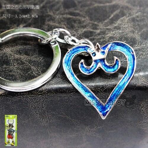 Fashion keychain Cartoon Kingdom hearts Sora heart Pendant model key chain keyring anime key holder toy for birthday Christmas