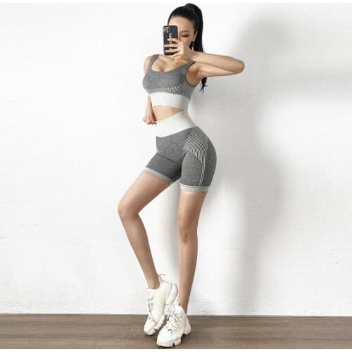 2021 Seamless Yoga Fitness Shorts Set Running Sports Bra Peach Hip Yoga Shorts
