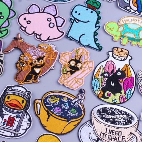 Cartoon Cat Patches Animals Iron On Patches Space Astronaut Cup Embroidered Patches For Clothing Thermoadhesive Patches Stickers