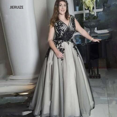 JIERUIZE White and Black Lace Appliques Wedding Dresses Ball Gown V-neck Lace up Back Beach Bridal Gowns