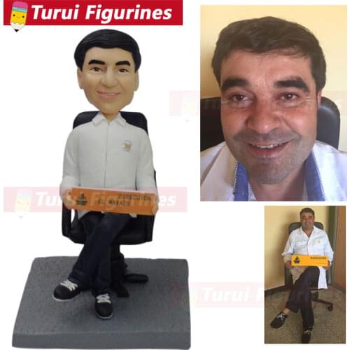 Personal Sculpture doctor figurines dentist figurine custom bobblehead dolls custom sculptures from photo to bobble head figure