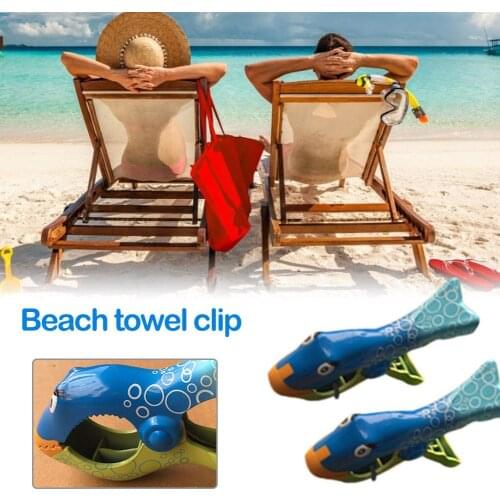 2Pcs Summer Beach Towel Clip Imitation Fish Quilt Clips Plastic Thickening Clothes Storage Clip Animal Decorative Retaining Clip