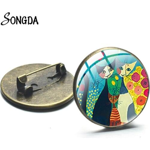 Fashion Black and White Two Cat Brooch Pin Art Photo Glass Cabochon Brooches Badge for Hat Women Men Jewelry Gift Accessories