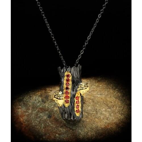 New Style Inlaid Red Zircon Branch Shape Pendant Clavicle Chain Exquisite Black Gold Ladies Jewelry Accessories Sweater Chain