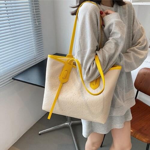 Bag female summer 2021 new fashion simple handbag large capacity shoulder bag summer small fresh school tote bag women handbags