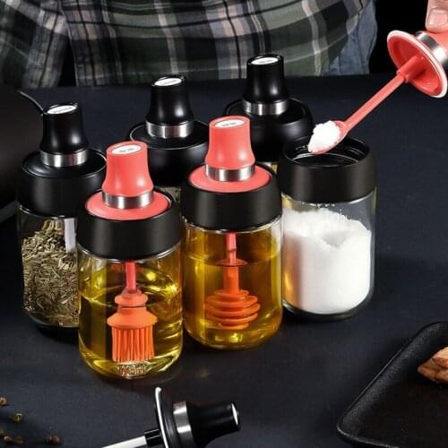 250ML Pepper Cruet Oil Bottle Spoon Cover Glass Kitchen Moistureproof Honey Seasoning Bottle Kitchen Condiment Jar Tank 3 Style