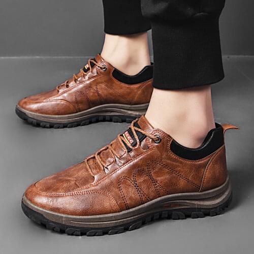 2021 new mountaineering mens shoes tooling shoes business casual shoes mens Korean sports outdoor versatile shoes