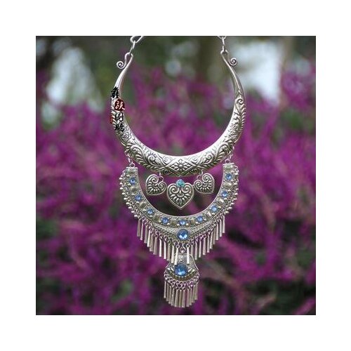 Folk style Miao Miao silver necklace features retro jewelry jewelry exaggerated collar long pendant female clover