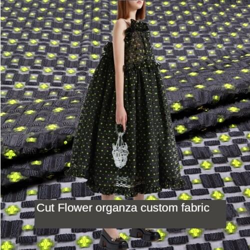 140 * 50cm European and American Fashion Show Jacquard Organza Fabric Full Body Dress Wedding Dress Thin Cut Flower Fabric