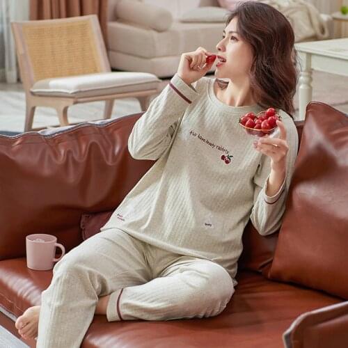 Females Pajama Sets Big Yards M-3XL Pajamas Lovely Rabbit Sleepwear Long Sleeve O-Neck Cotton Pyjamas For Women Leisure Outwear