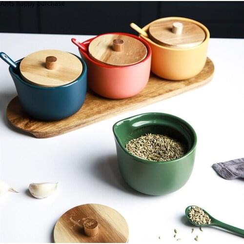 Ceramics Solid Color Spice Jar Three-piece Suit with Wooden Pallet Kitchen Supplies Spice Container Condiment Box Combination