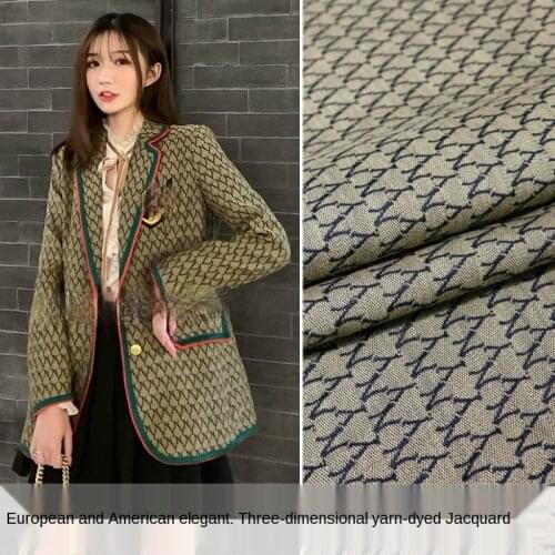 Three-dimensional embossed yarn-dyed jacquard suit jacket fashion fabric Sewing fabric factory shop is not out of stock