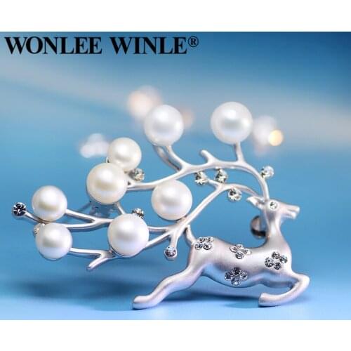 Wonlee Winle TOP Quality Full Rhinestone Austria Crystal Pearl Xmas Deer Brooches for Women Fashion Jewelry