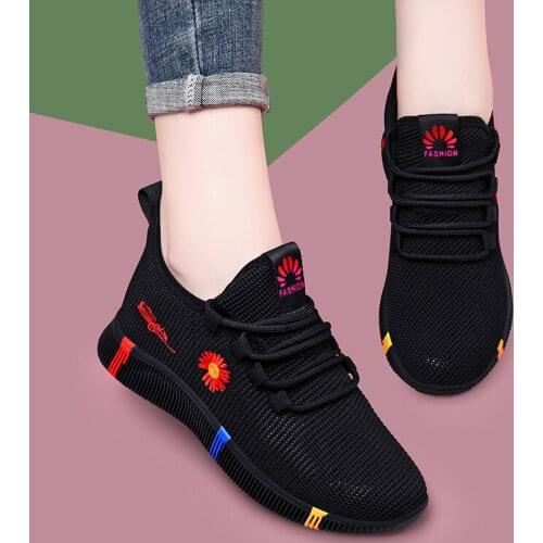 2021 Women Flat Shoes Super Light Sports Casual Shoes Dense Breathable Fly Weave Non-slip Sneakers Training Shoes Basket Femme