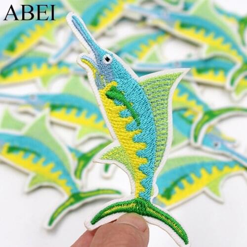 50pcs/Lot Dolphin Embroidery Patches Letters Clothing Decoration Accessories Diy Iron Heat Transfer Applique Cute Patch