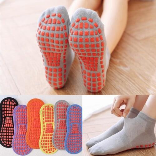 1Pair Women Fashion Yoga Socks Silicone Non-Slip Floor Socks Breathable Cotton Dance Ballet Fitness Movement Pilates Ballet Sock