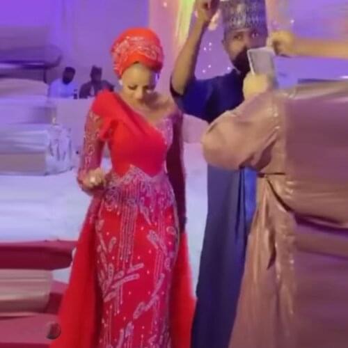 Major Beading Evening Dresses With Detachalbe Long Sleeves Appliques Lace Aso Ebi Mermaid Prom Dress For Women Plus Size Gown