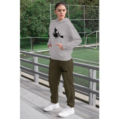 Angemiel Wear Süpürgeye Overlapping Witch And Cat Woman Tracksuit Set Gray Hooded Sweatshirt Green sweatpants