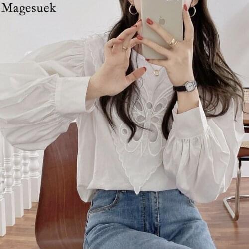 Butterfly Embroidered Loose Womens Shirt Korean Style Hollow White Blouse Women Puff Long Sleeve O Neck Casual Top Blusas 15870