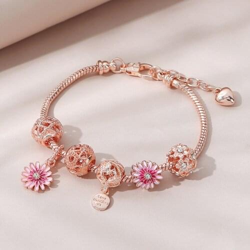 Sweet girlish pink gradient Daisy DIY beaded bracelet 2020 new hollow diamond-encrusted player string