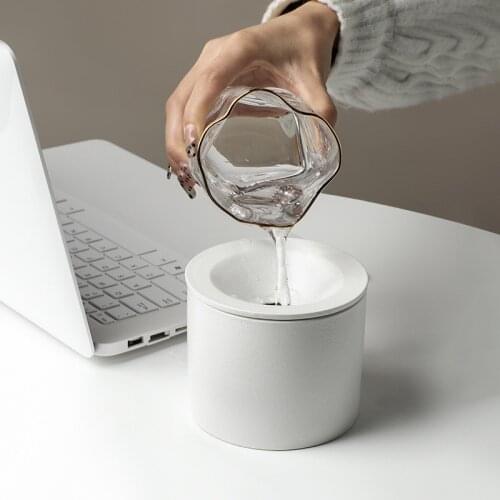 2021 New Creative Simple Ceramic Fashion Decoration With Cover Anti-fly Ash Office Coffee Table Household Ashtray Or Vase