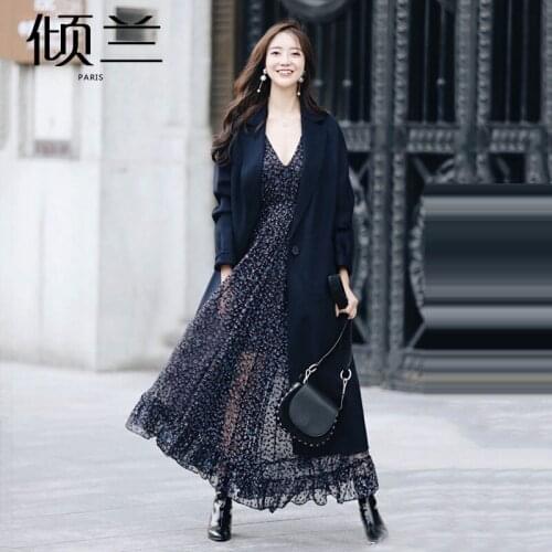 Patads French light luxury dress spring and summer V-neck broken flower bubble sleeve irregular dress