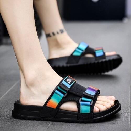 Fashion Outdoor Men Slippers Breathable Lightweight Beach Shoes Men Summer Casual Flat Shoes Slides