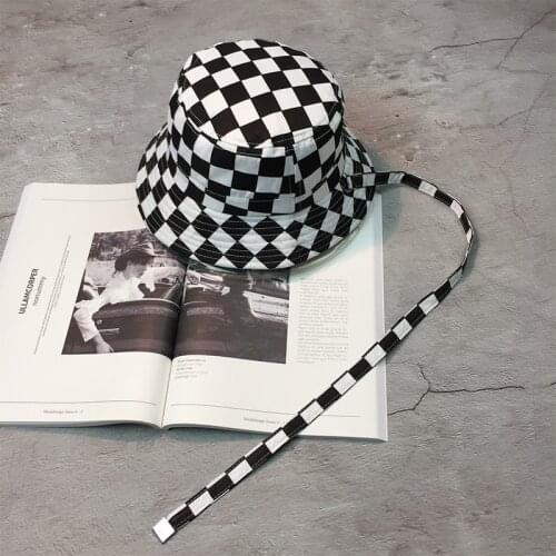 2020 New Cotton Black and White Lattice Bucket Hat Fisherman Hat Sun Cap Hats for Men and Women Long Drift Belt Basin Hat Cheap