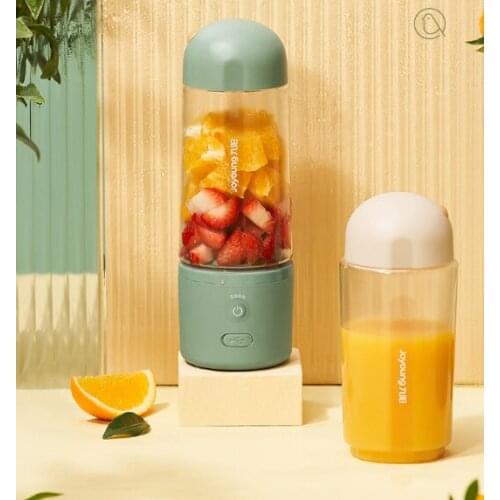 Four blade household small wireless portable electric juicer J03